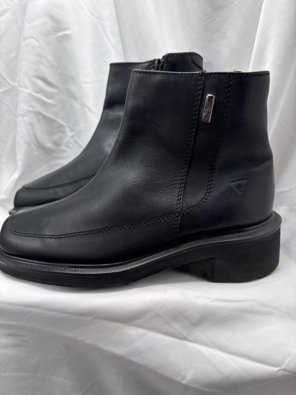 Vintage Dr. Martens 9728 Black Leather Ankle Booties Made in England UK 5 US 7